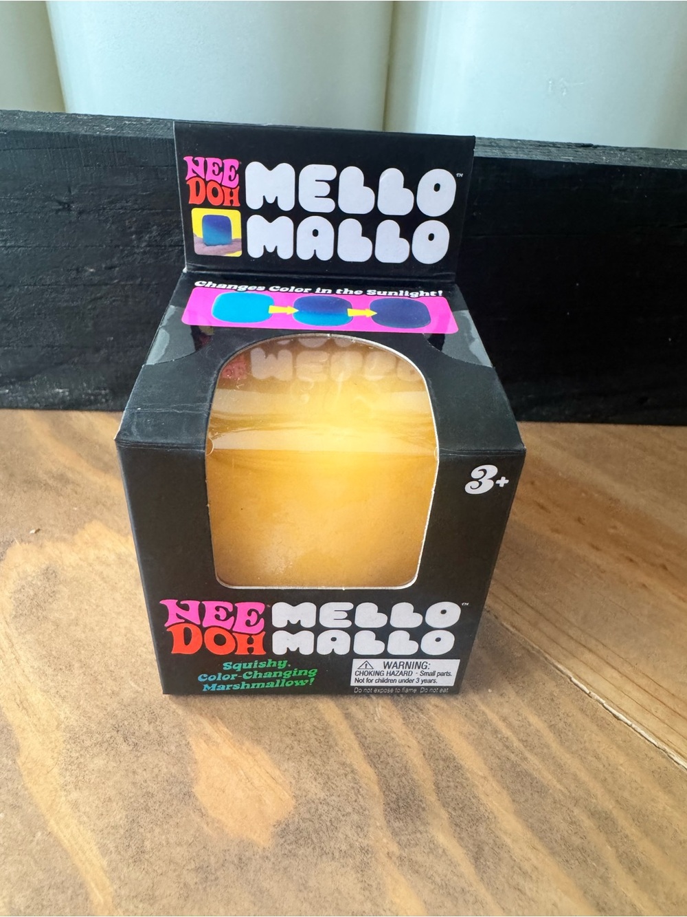 Mello Mallo Color-Changing Squishy Toy - Yellow